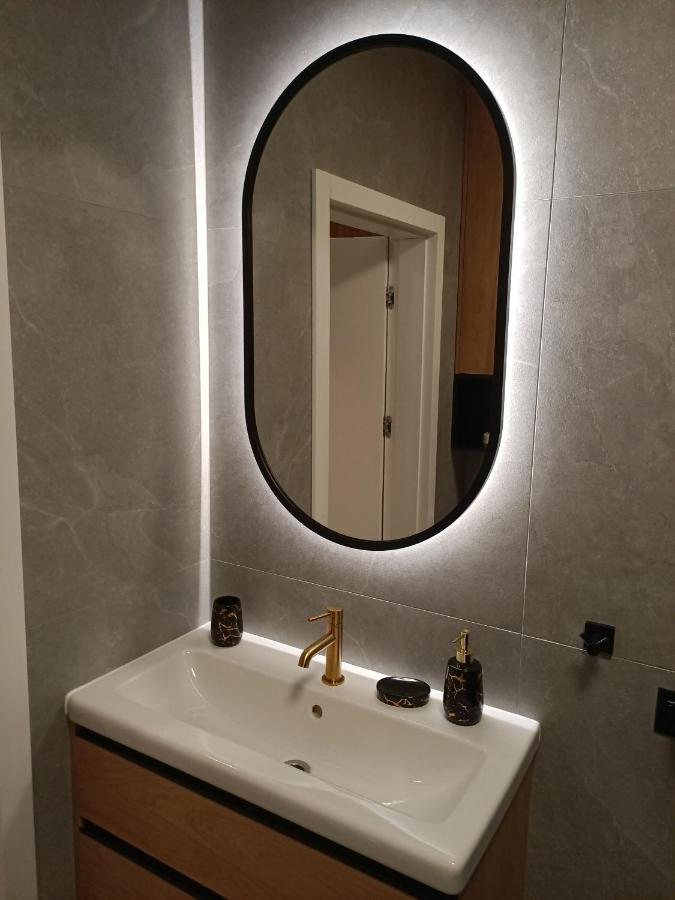 Apartament Maris Gdynia - Srodmiescie - Klimatyzacja - Prywatny Parking מראה חיצוני תמונה